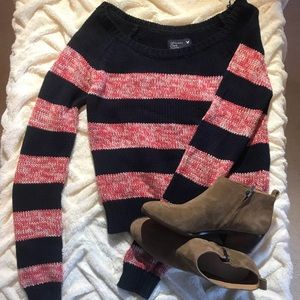American Eagle Off the Shoulder Sweater Small